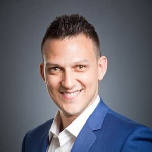 Sam Deering - Founder & CEO of DataSales.ai